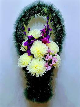 Корзина с хризантемами К676