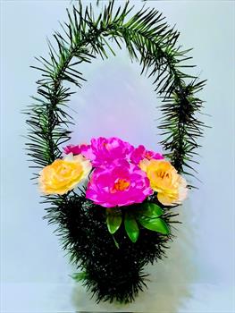 Корзина с пионами К172