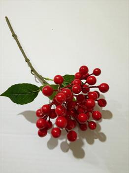 Ветка с ягодами В01