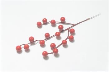Ветка с ягодами В32